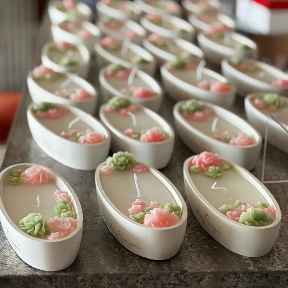 Baby Amy Flower Candles