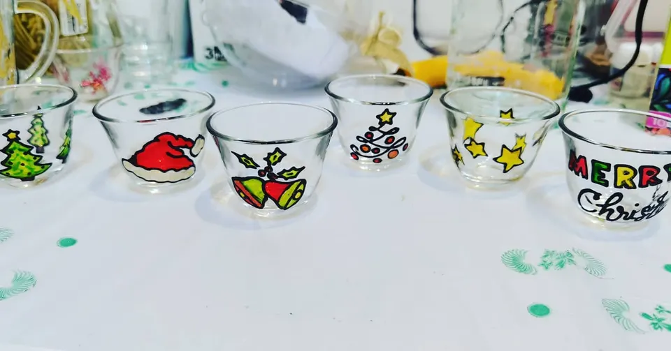 Christmas Cups