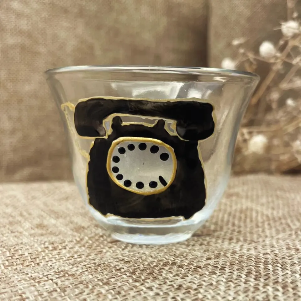 Loubnaniyat Collection: Telephone