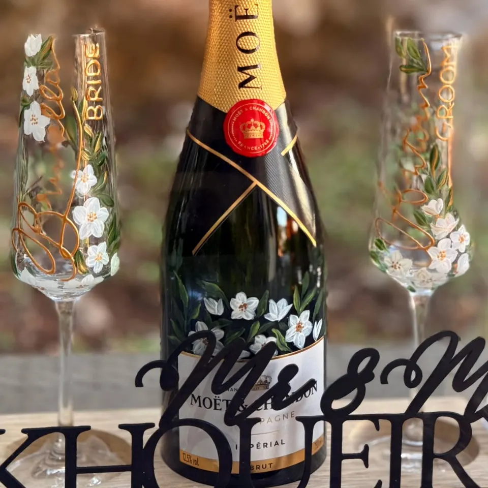 Mr & Mrs Champagne Flutes