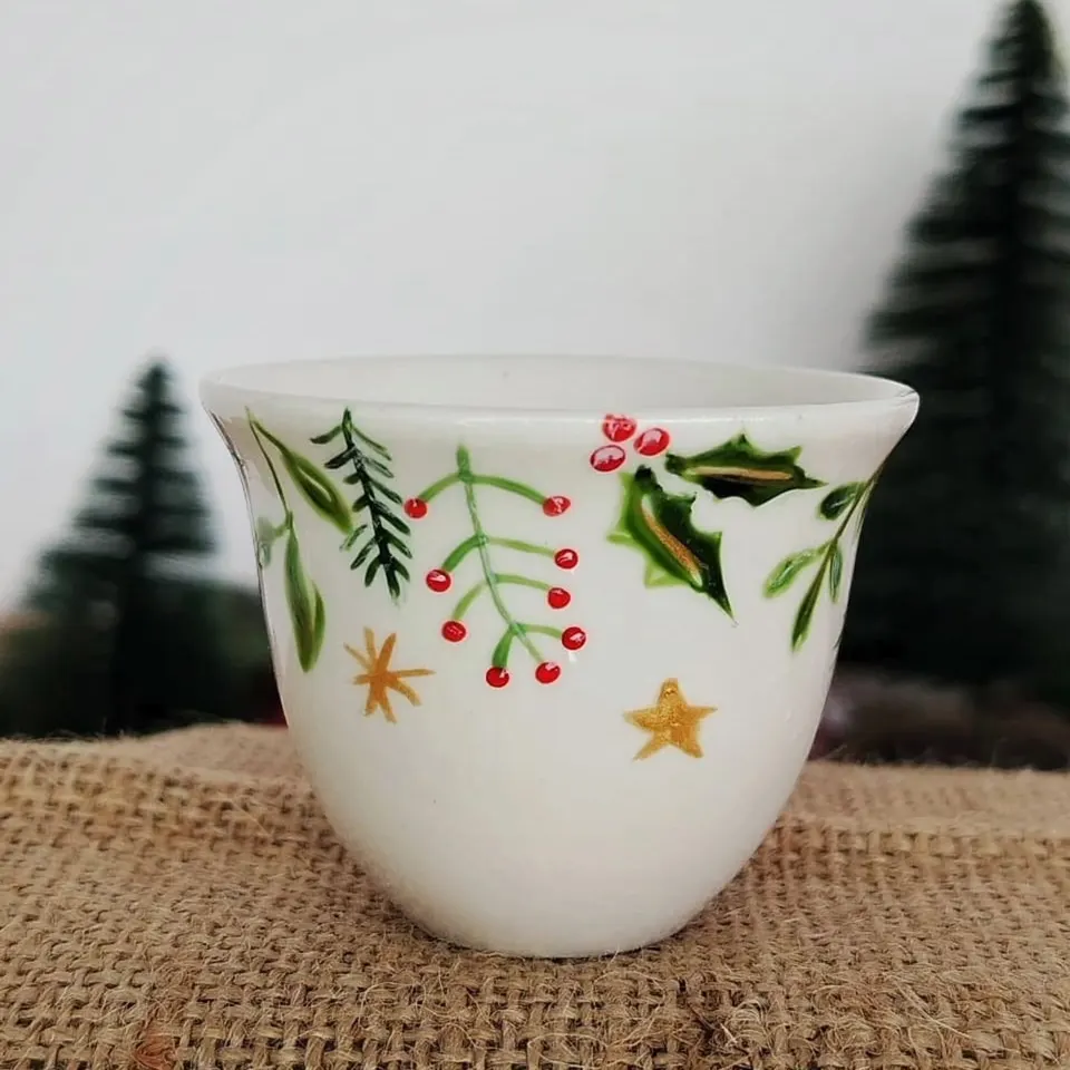 Christmas 2024: Holly Cup
