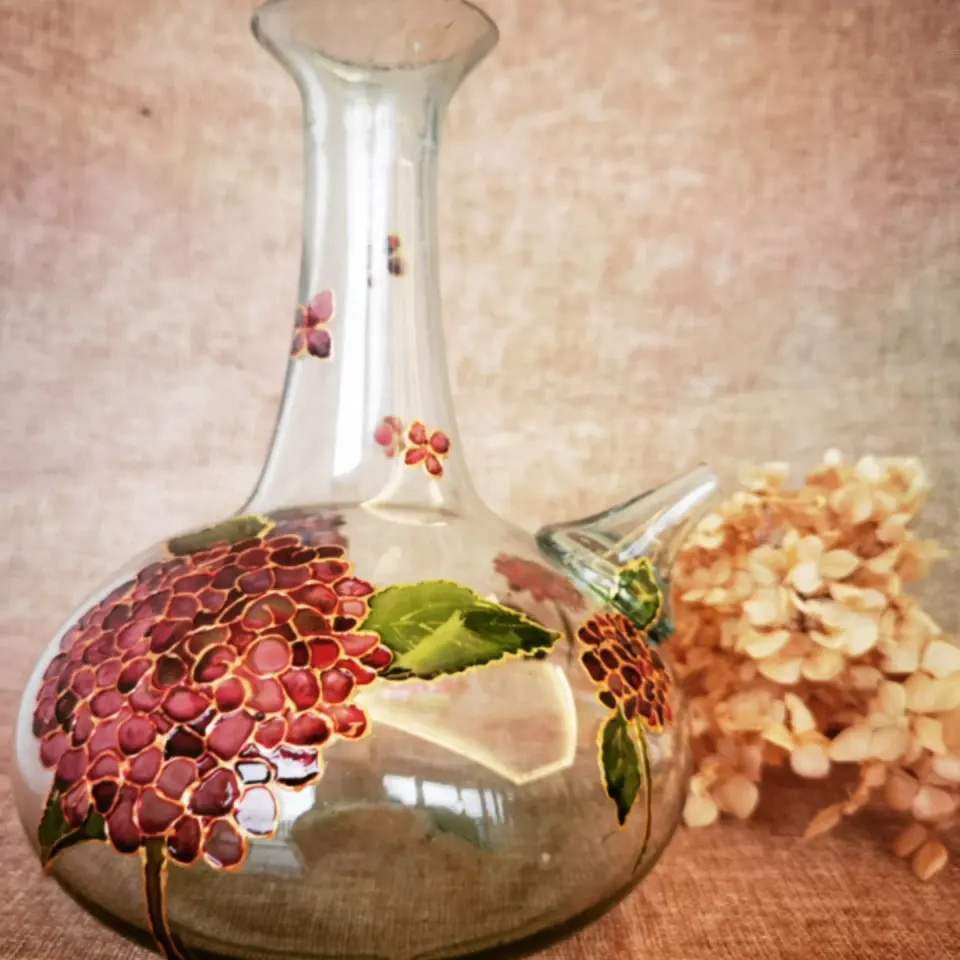 Hortensia Water Jug